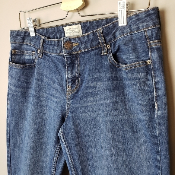 𝅺Aeropostale Bayla Skinny Jeans 11/12 Short - Picture 4 of 9